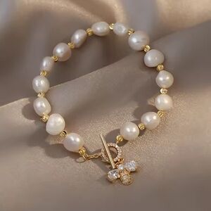 Retro Zircon & Pearl Circle Bracelet Elegant Minimal Chic Jewelry